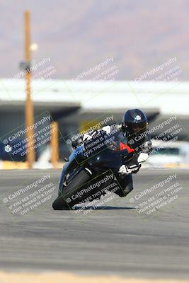 media/Jan-14-2024-SoCal Trackdays (Sun) [[2e55ec21a6]]/Turn 16 Set 2 (1125am)/